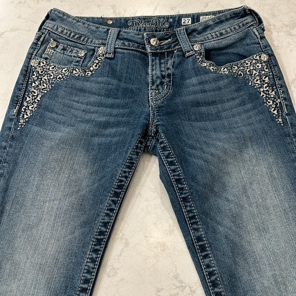Miss Me Embellished Cuffed Capri Women’s Jeans Size 27 - Picture 3 of 16